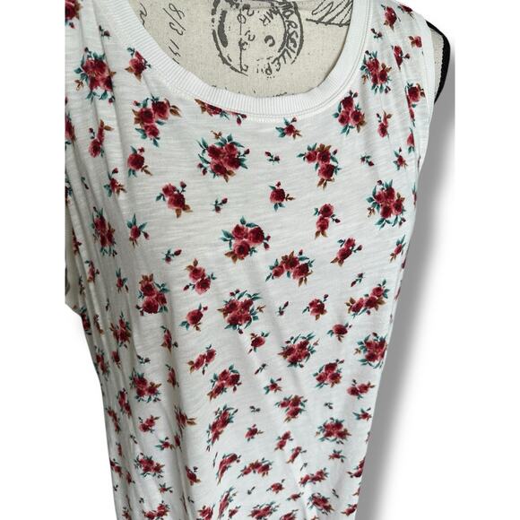 Torrid Super Soft White Rose Print Crewneck Slub Jersey Tank Top Size 2X - Picture 4 of 5